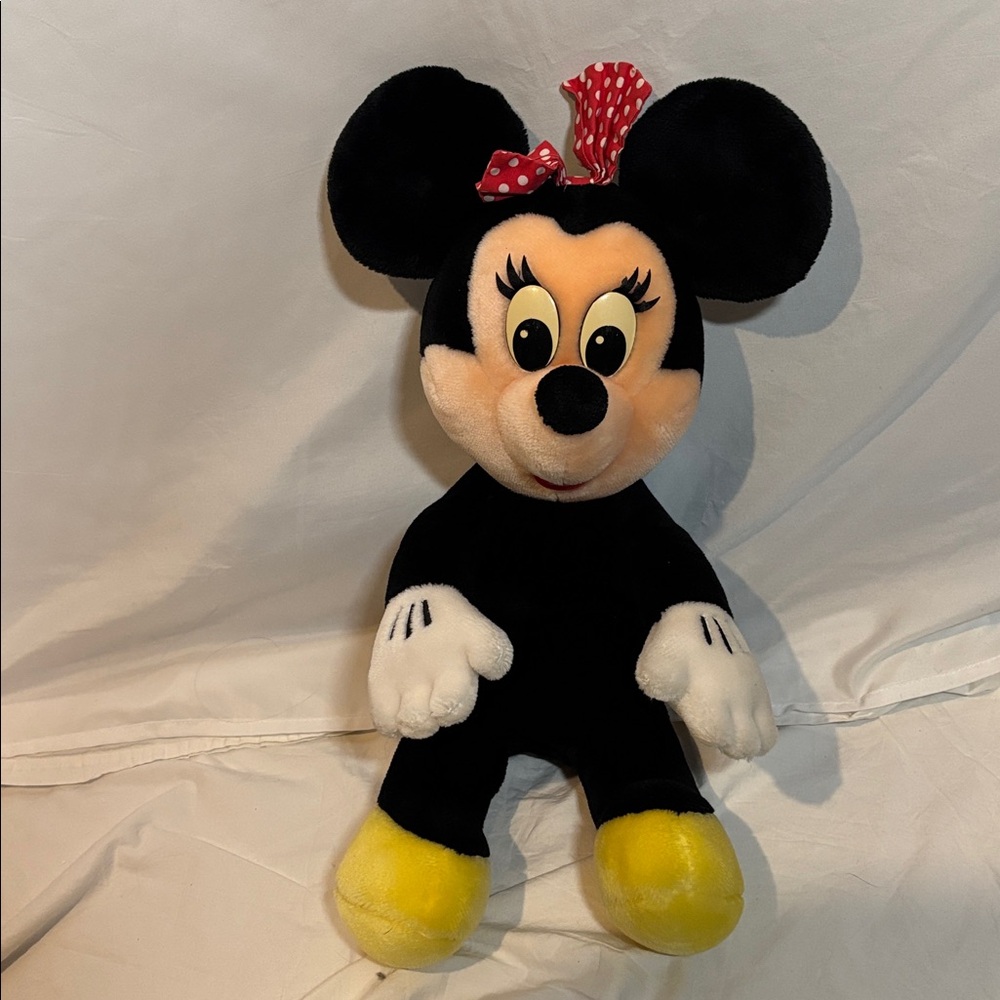 Vintage Minnie Mouse plush Toy with Yellow Shoes
